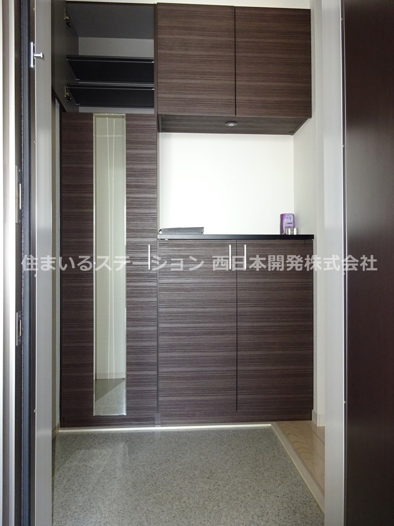 ヴィエント303_玄関2