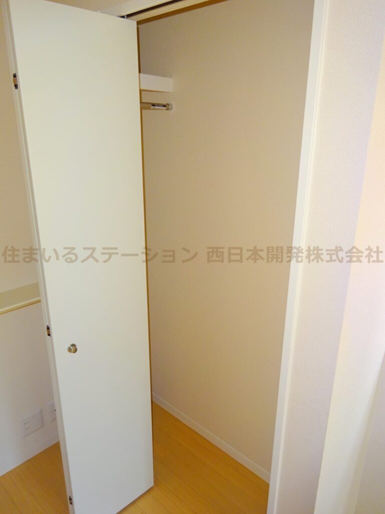 ル・ココンTA_LDK収納