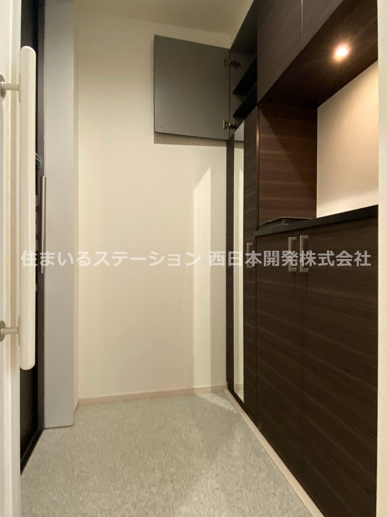 ヴィエント303_玄関