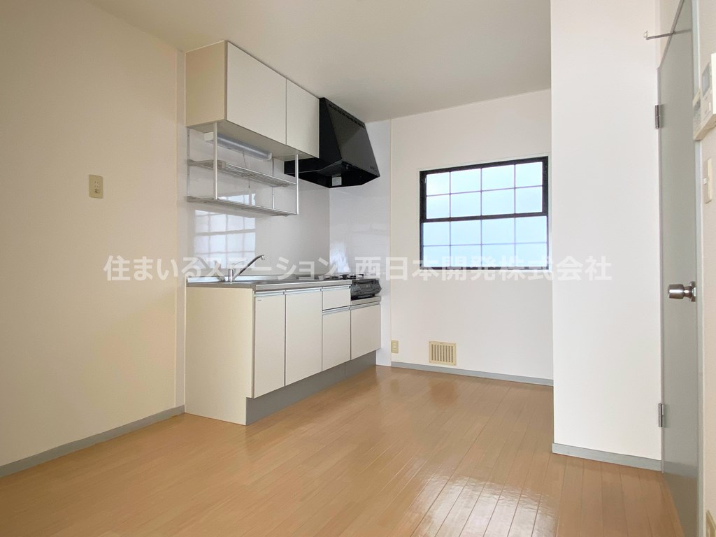 メゾンプリュム102_キッチンスペース