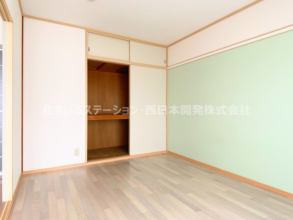 メゾンプリュム102_南東側洋室2