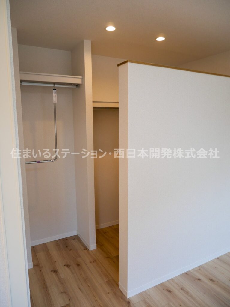 ビックイーストB103_南洋室収納