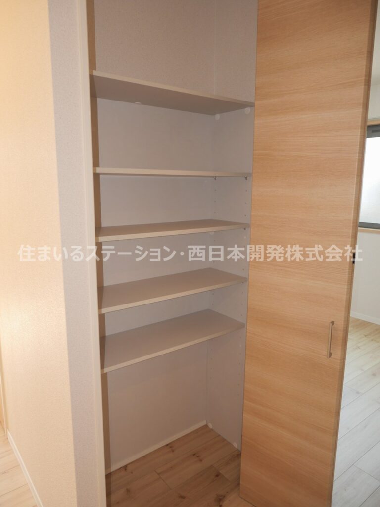ビックイーストB103_ホール収納
