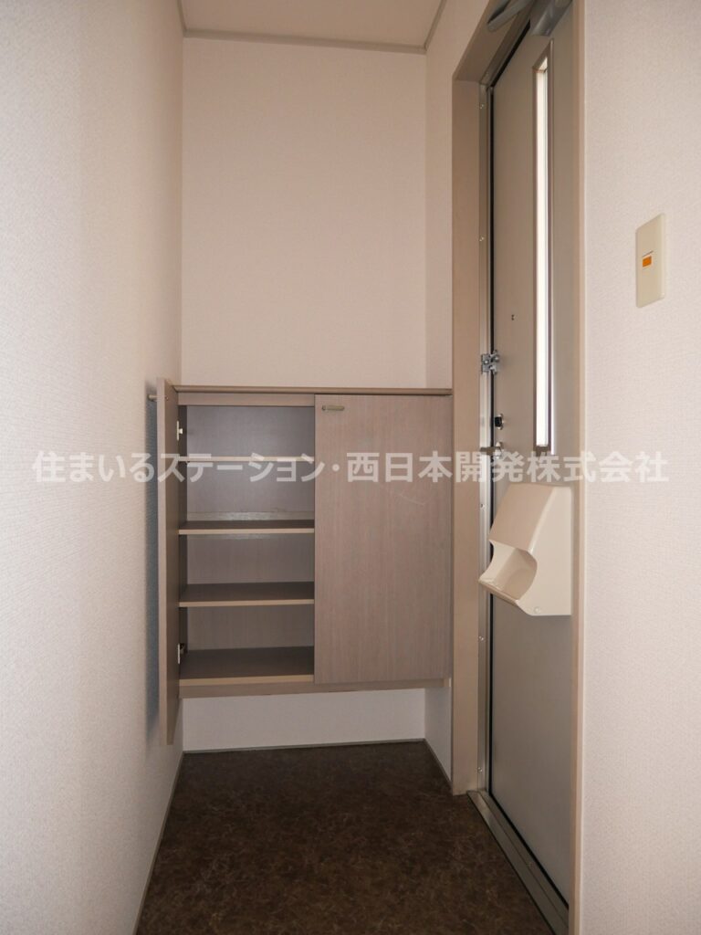 アーバンコートC201_玄関