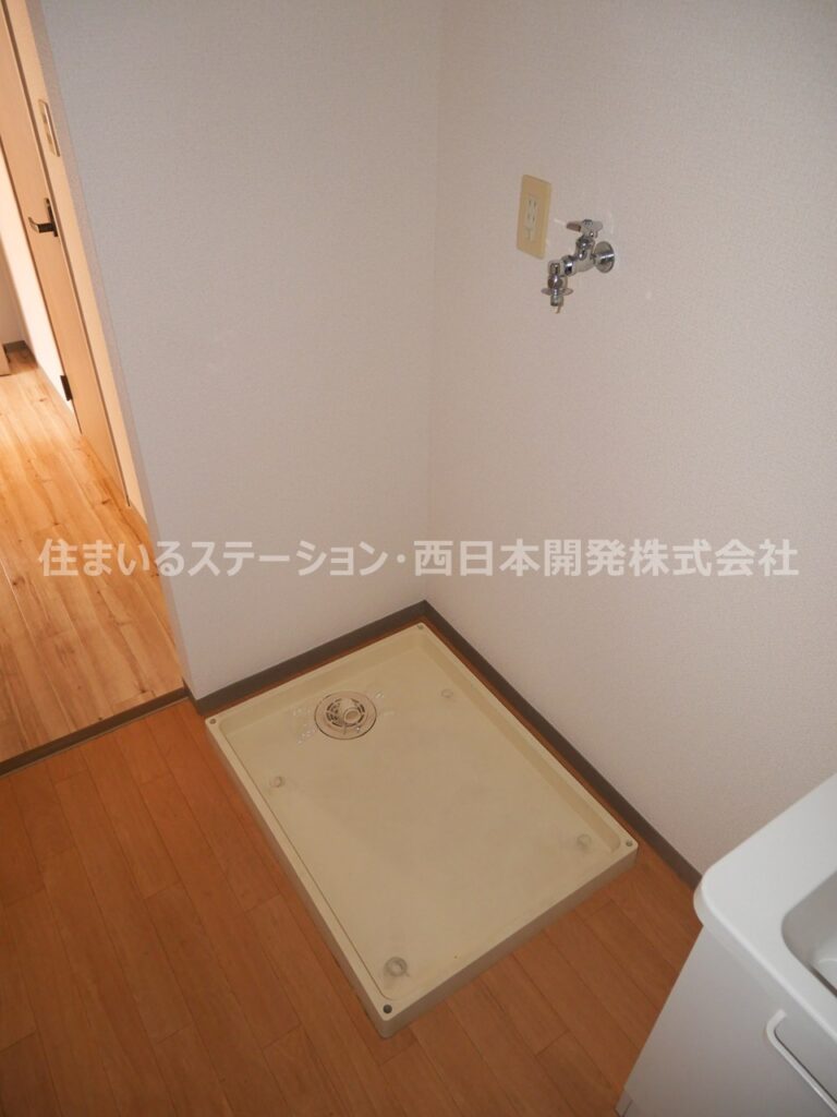 アーバンコートC201_洗濯機スペース