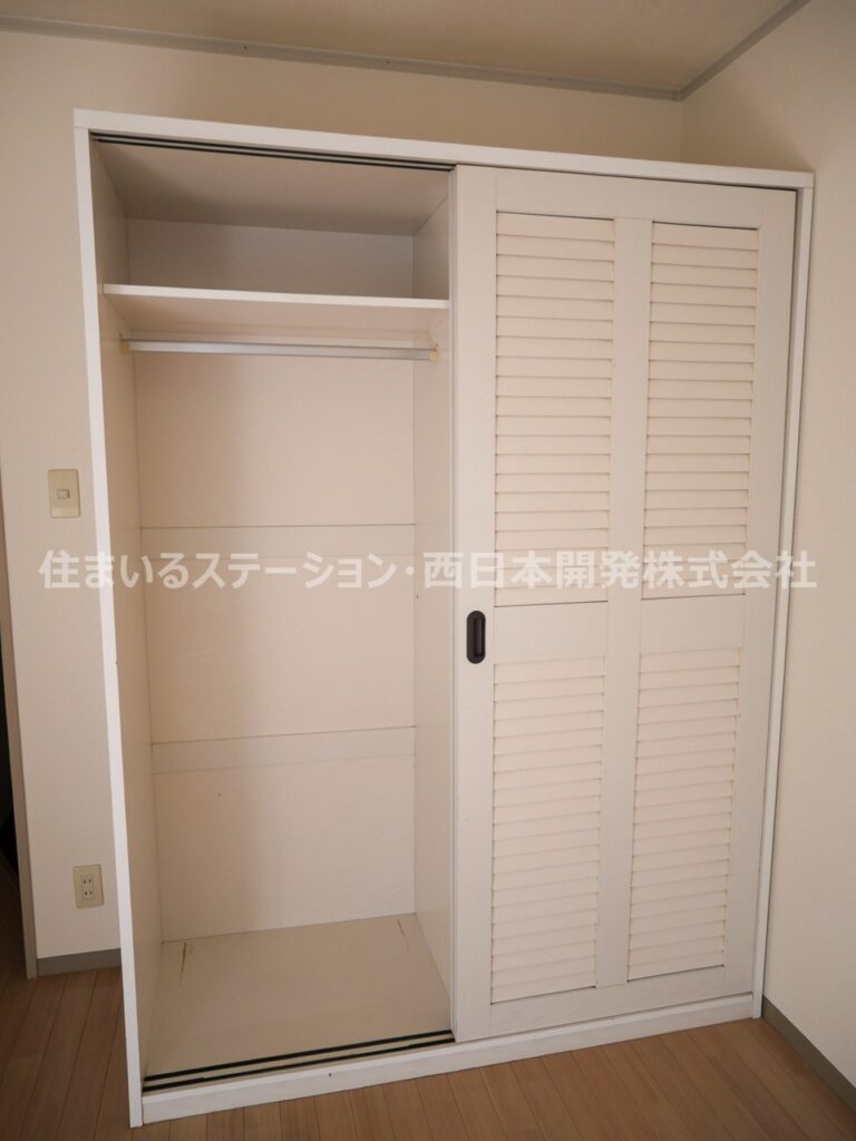 アーバンコートA103_クローゼット家具