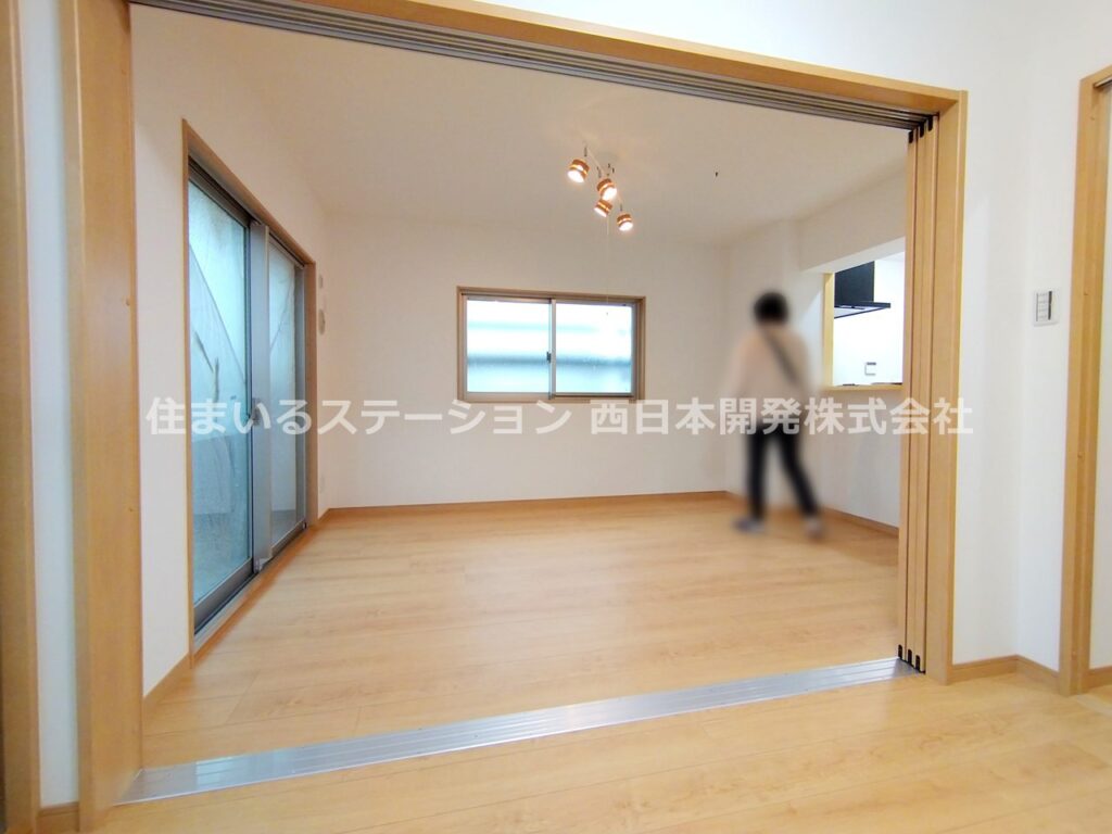 ハレレア105_洋室からのLDK