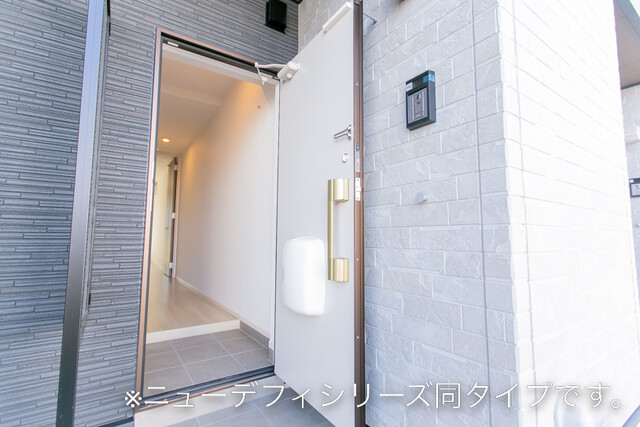 スリール103_玄関2