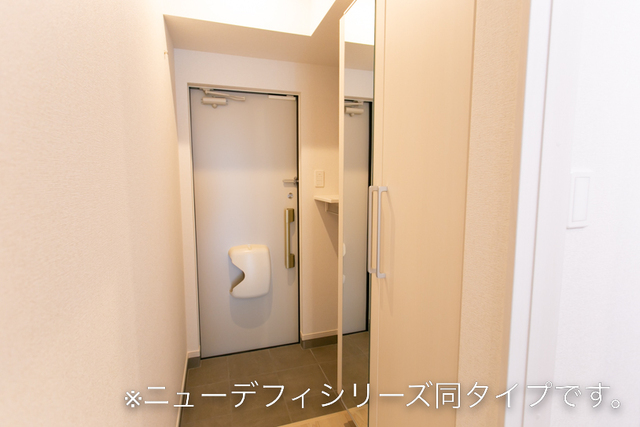 スリール103_玄関