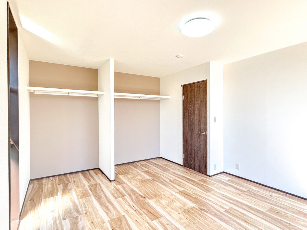 久代5206-77再生住宅_2階南西洋室