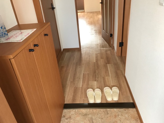 メイプルハウス205_玄関