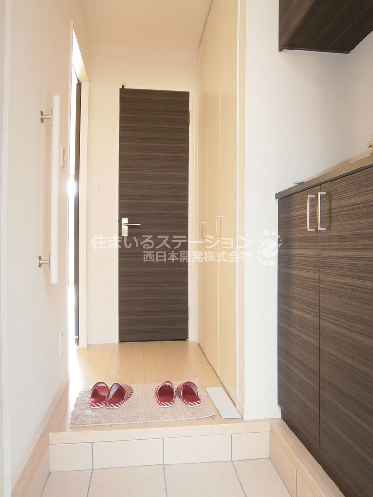 セレーナA102_玄関