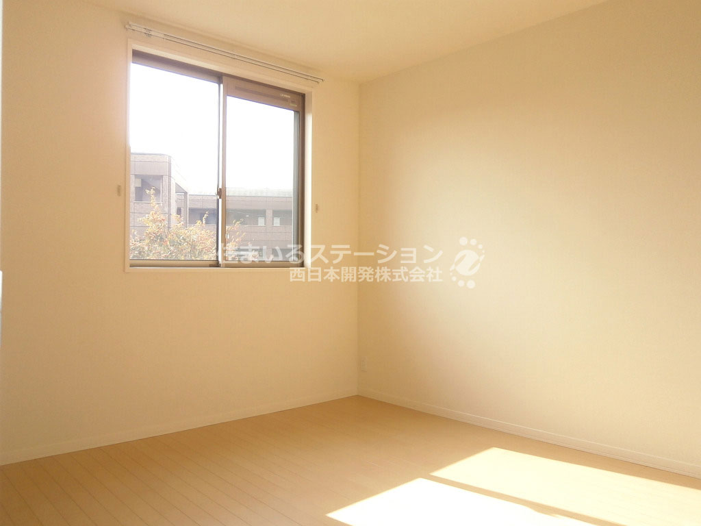 セレーナA102_洋室