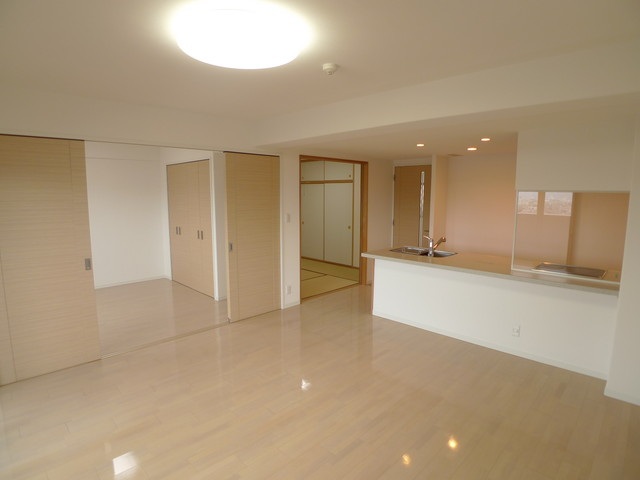 アルファステイツ総社中央904_LDK2