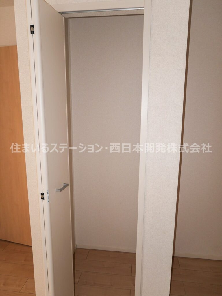 セレーノC203_キッチン収納