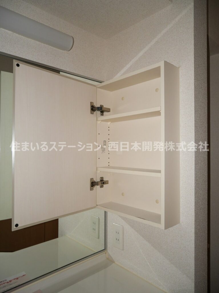 セレーノC203_洗面化粧台収納