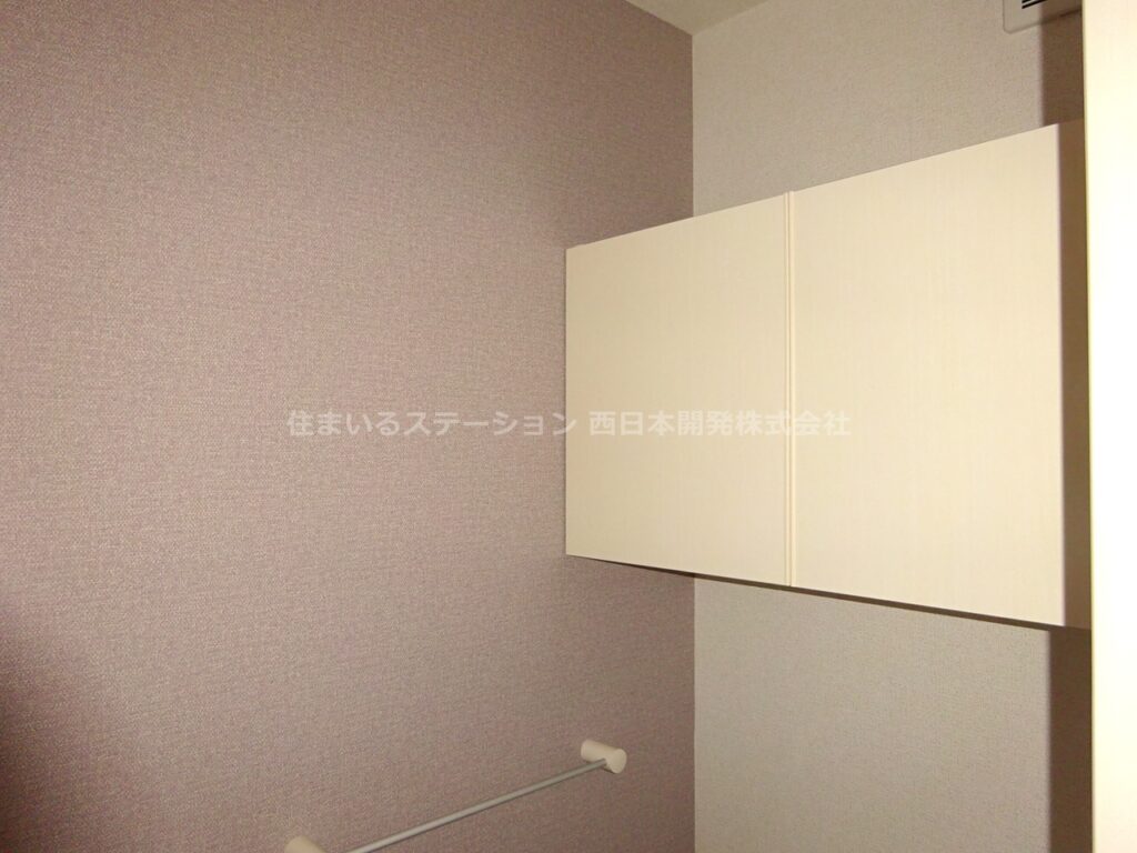 ラ・フレーズD101_トイレ収納
