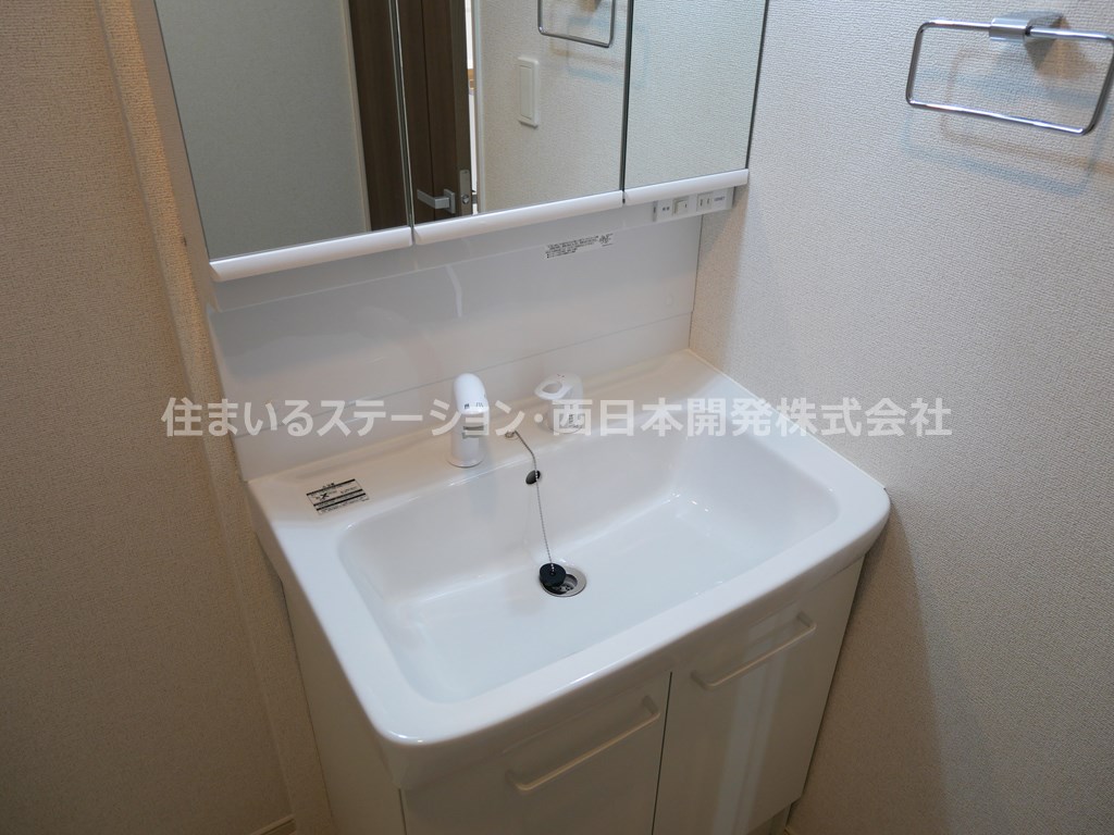 クレメント201_洗面化粧台