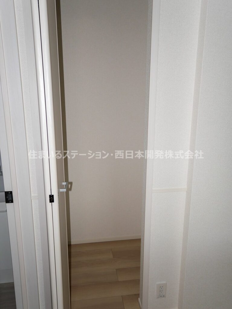 クレメント101_キッチン収納