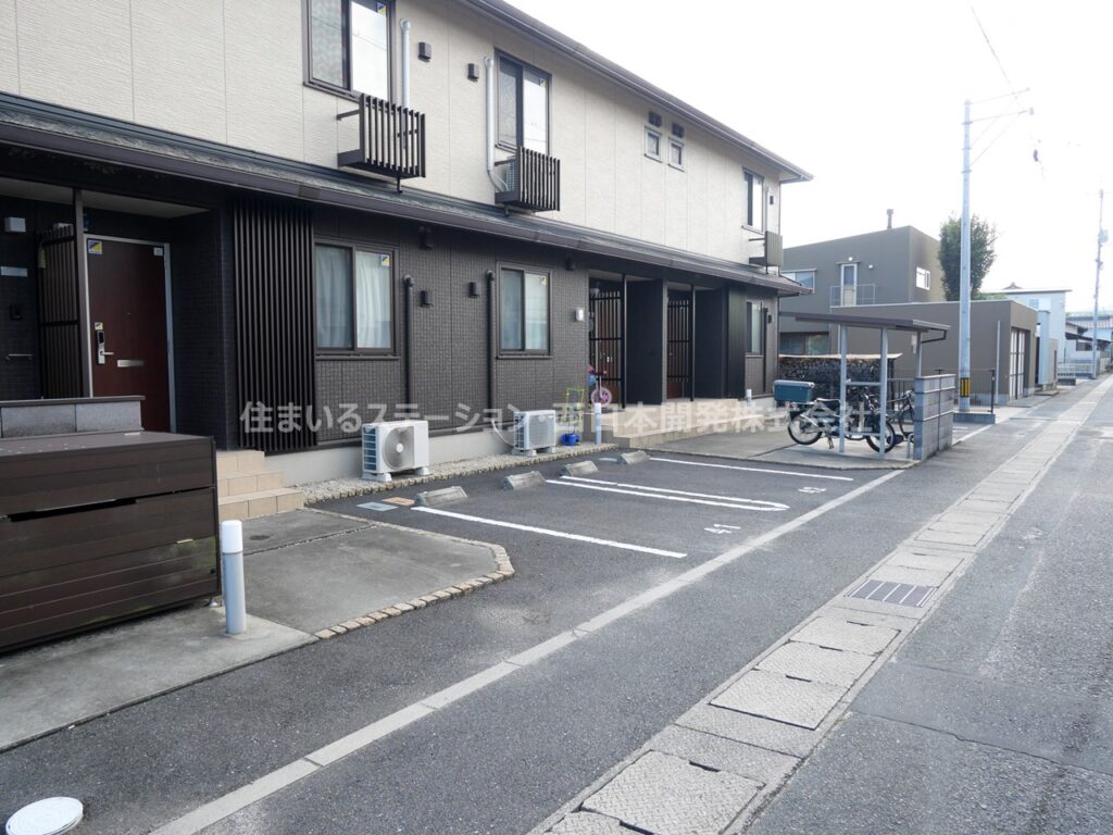 KadoyakanE_北駐車場