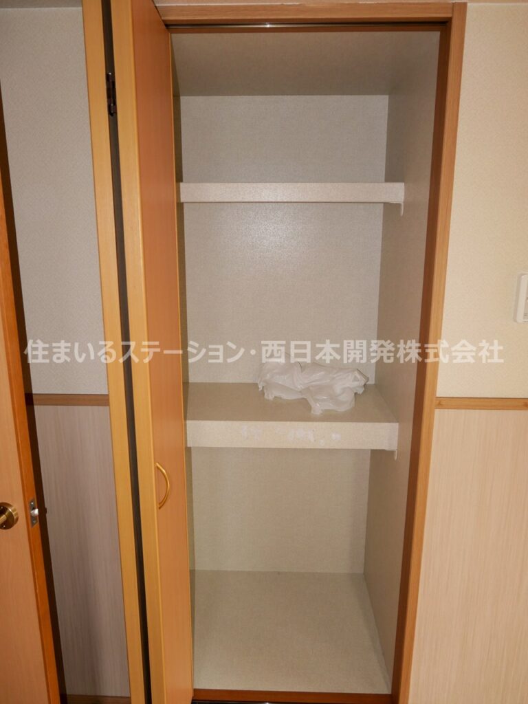 アプランドルⅥ102_キッチン収納