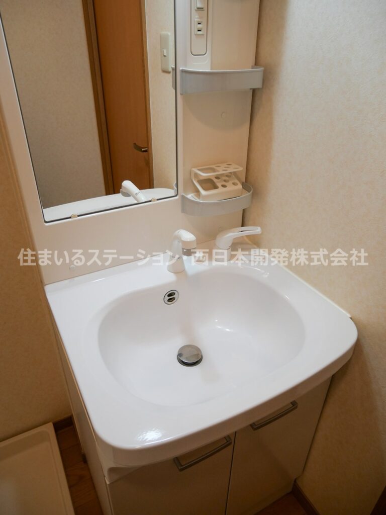 アプランドルⅥ102_洗面化粧台