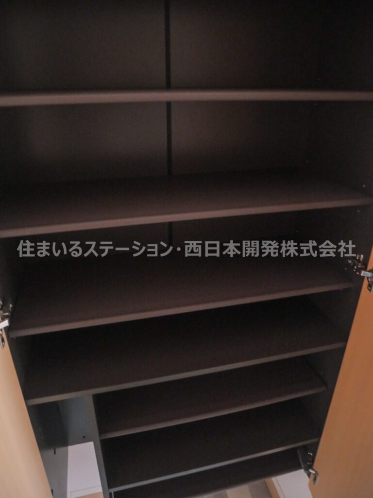 KadoyakanE103_玄関シューズボックス