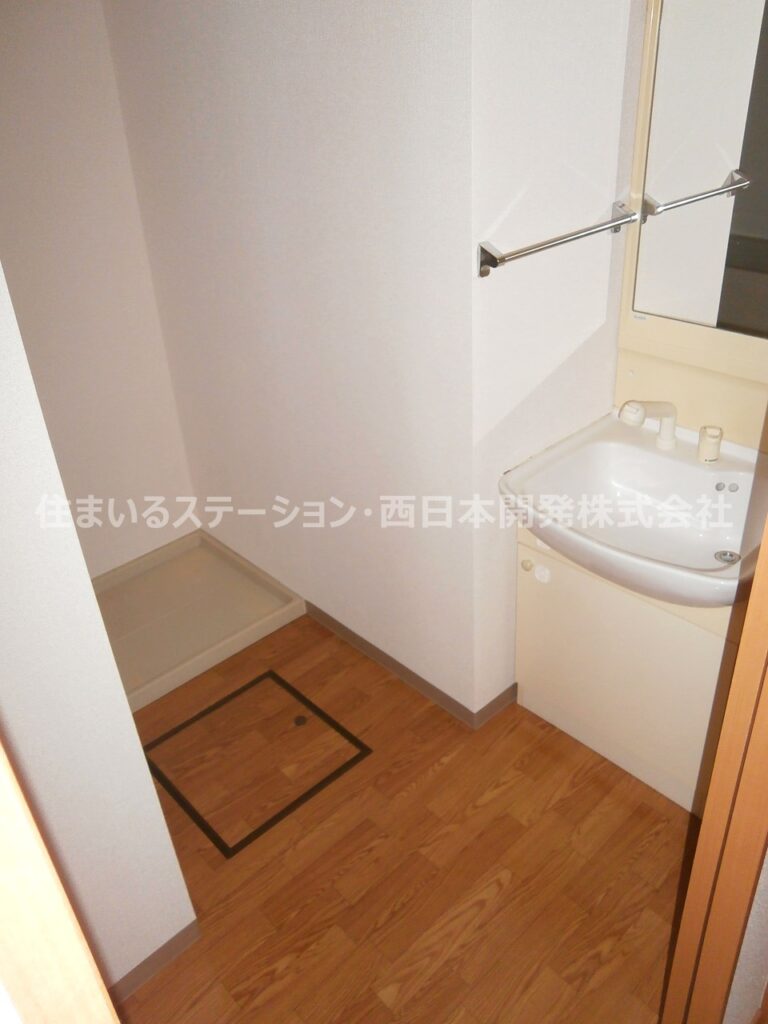 サンルーム秋桜102_洗面脱衣所