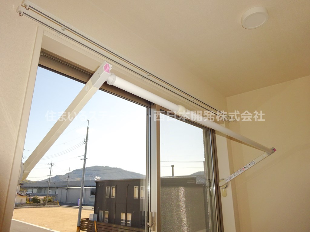コバルトアワー207_室内物干し