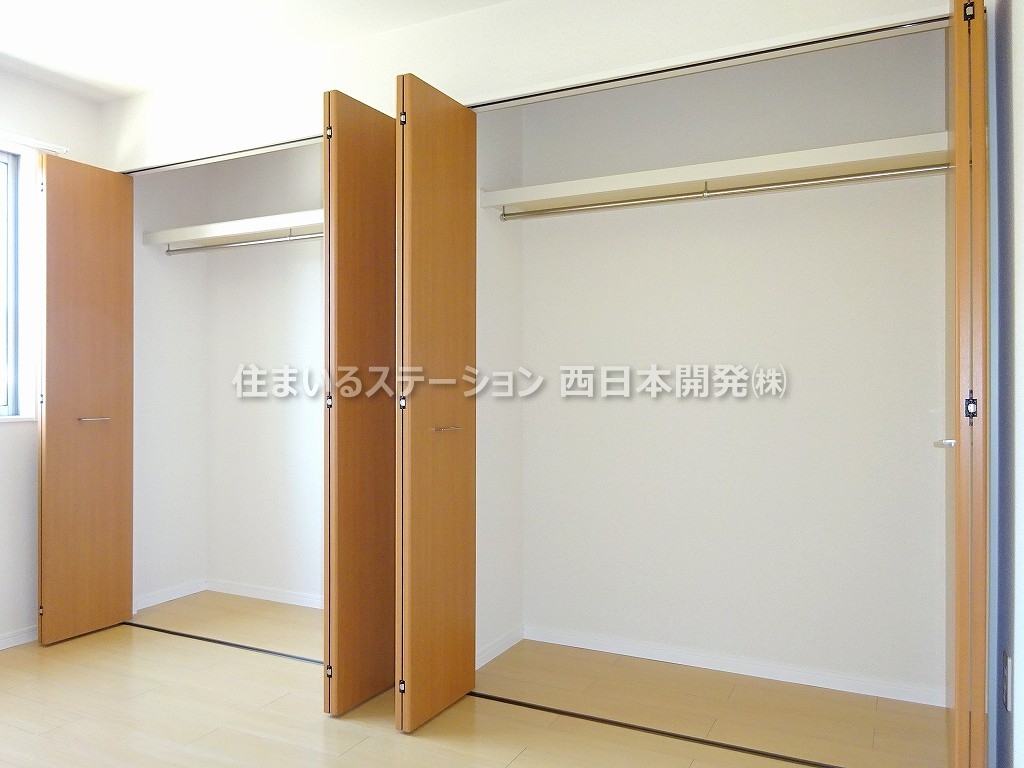 サンライズY202_北東洋室クローゼット
