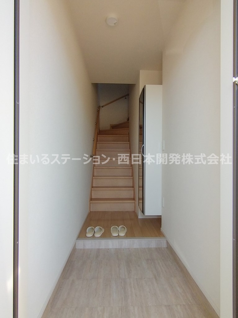 コバルトアワー207_玄関