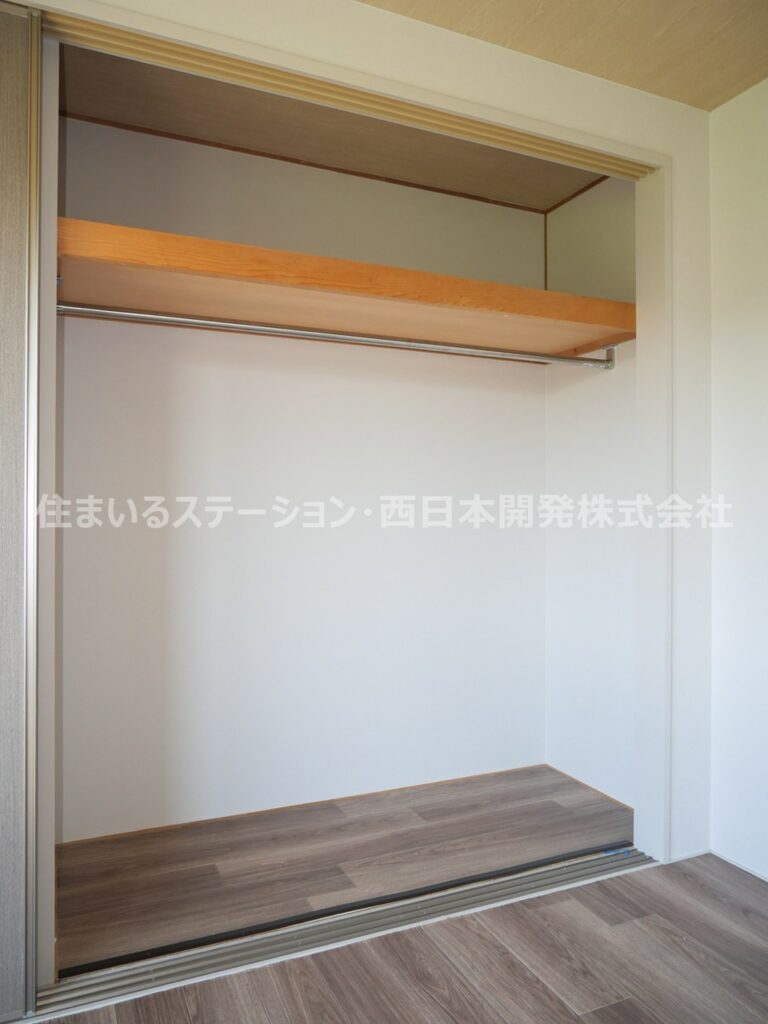 ビックイーストⅡA202_南西洋室クローゼット