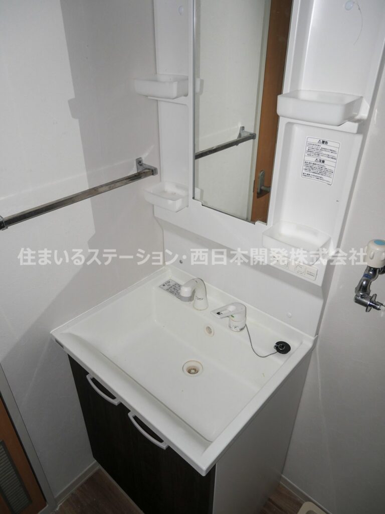 ビックイーストⅡA202_洗面化粧台