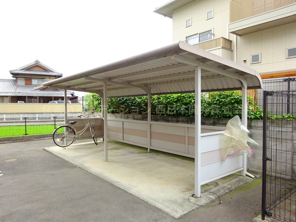 サンテメゾン_駐輪場