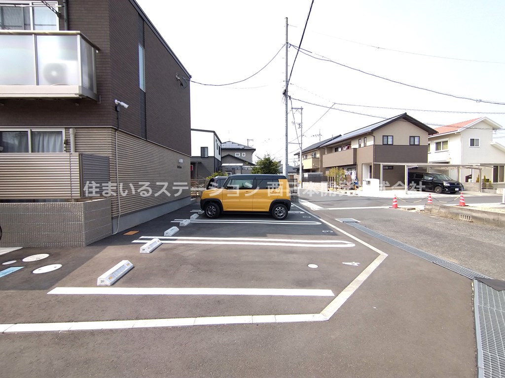 SubLime_駐車場