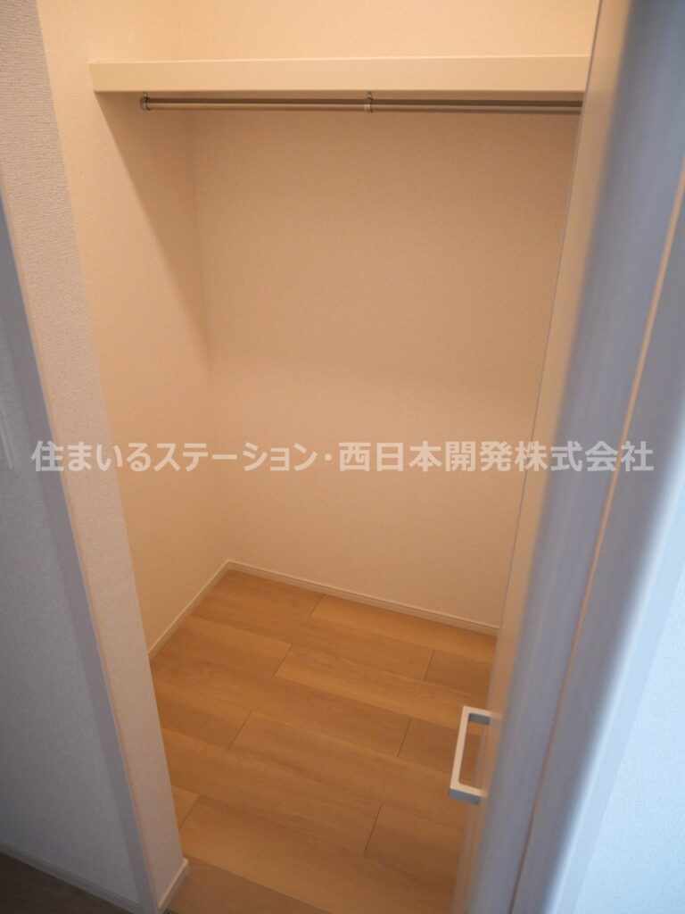 スリール106_洋室クローゼット