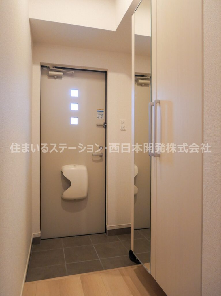 スリール103_玄関2