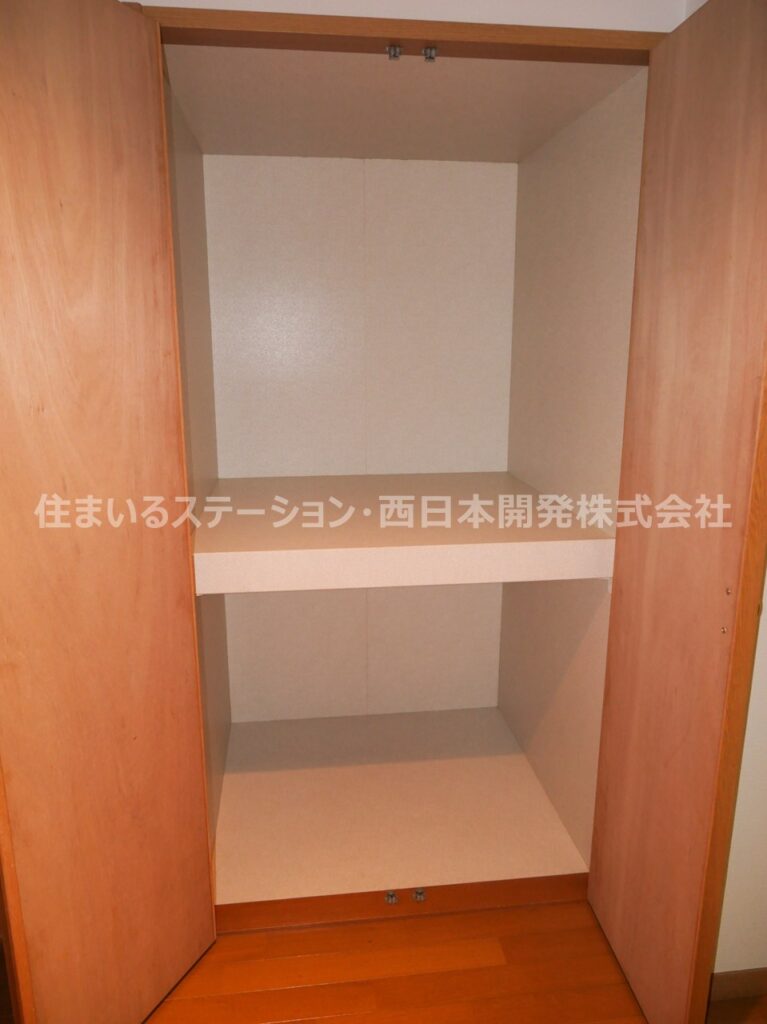サンテメゾン101_玄関ホール収納