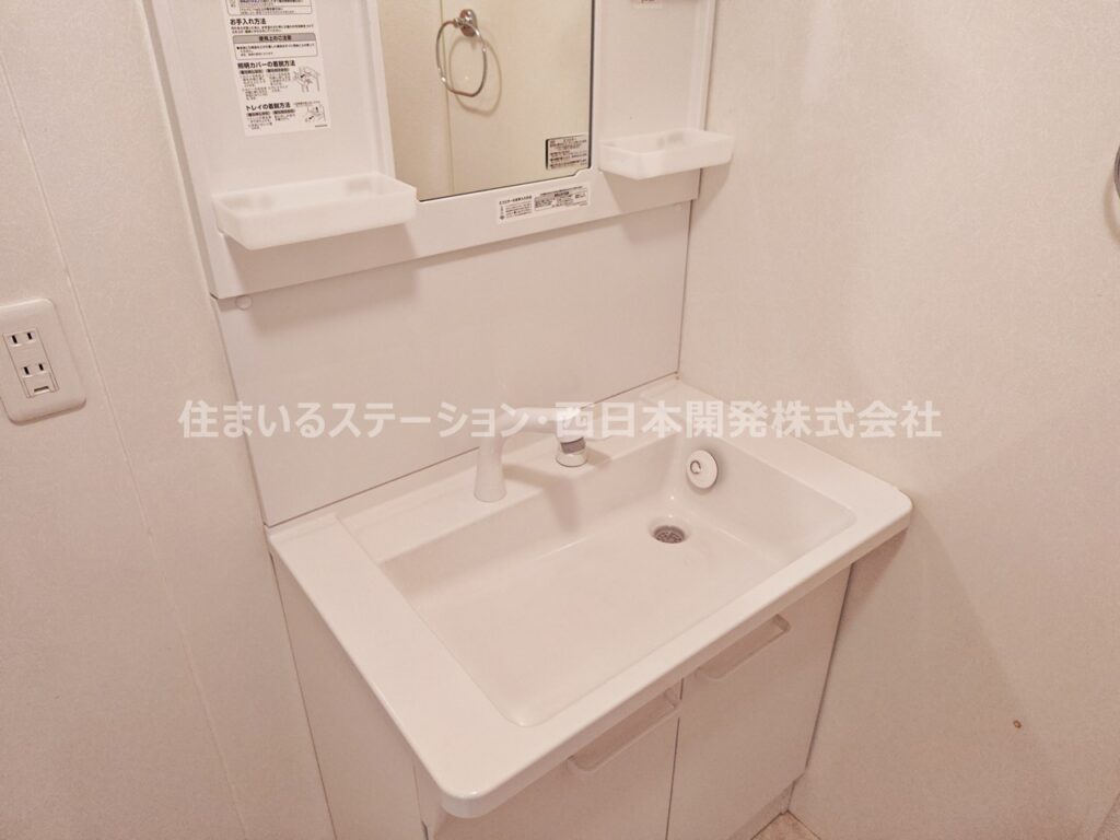 ローズヴィラB105_洗面化粧台