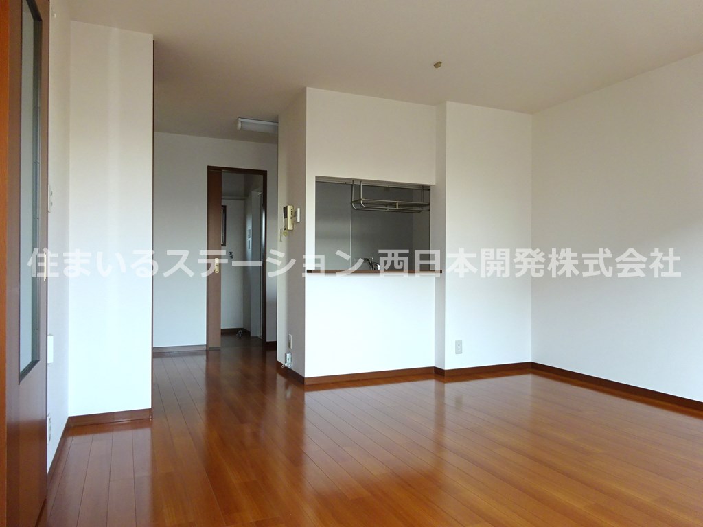 ランドマーク元町B102_LDK3