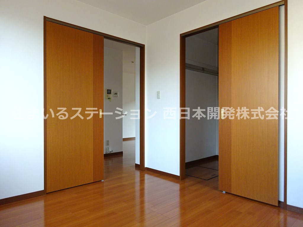 ランドマーク元町B102_洋室2