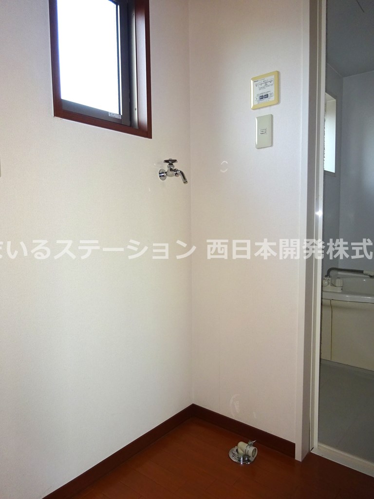 ランドマーク元町B102_洗濯機スペース