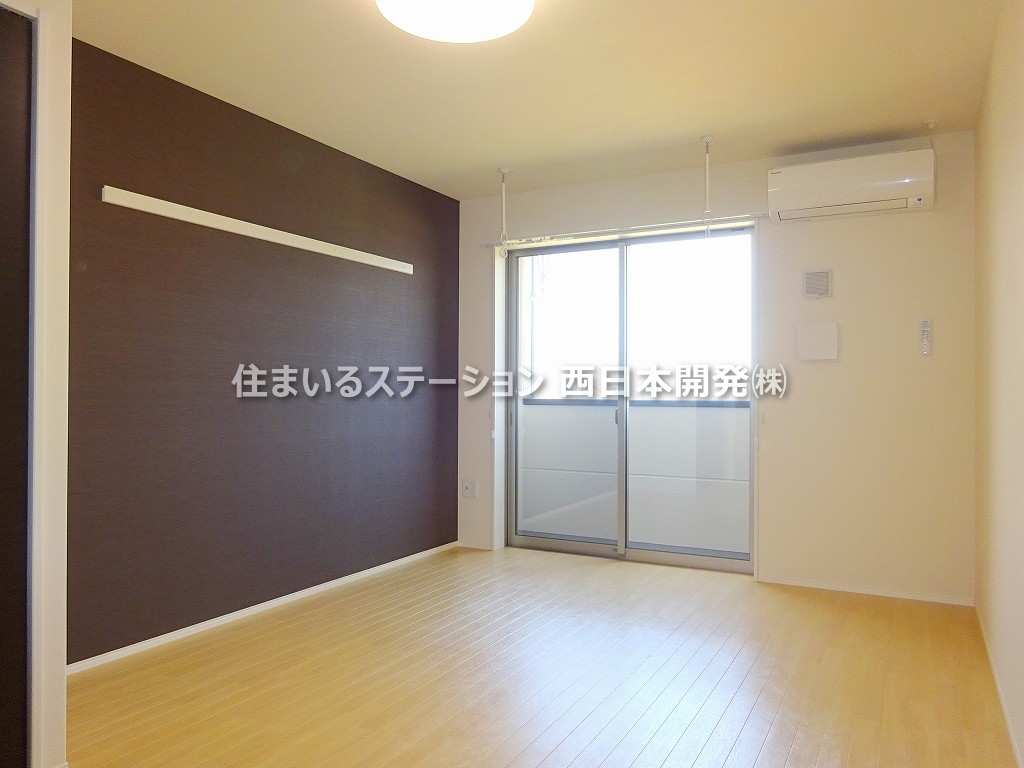 パークサイド総社駅南205_洋室2