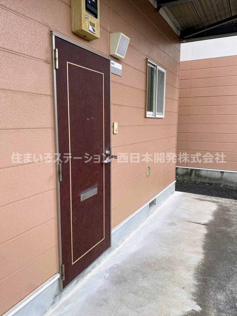 ニューシティ中須加B103_エントランス