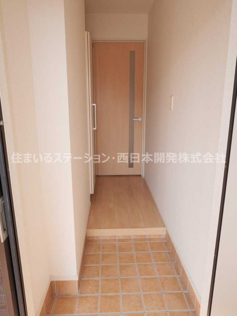 フォンターナ106_玄関