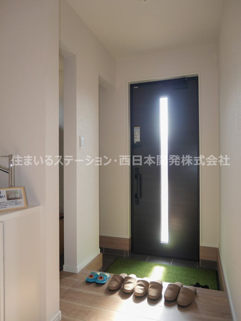 建売住宅_井手土井建設_玄関2