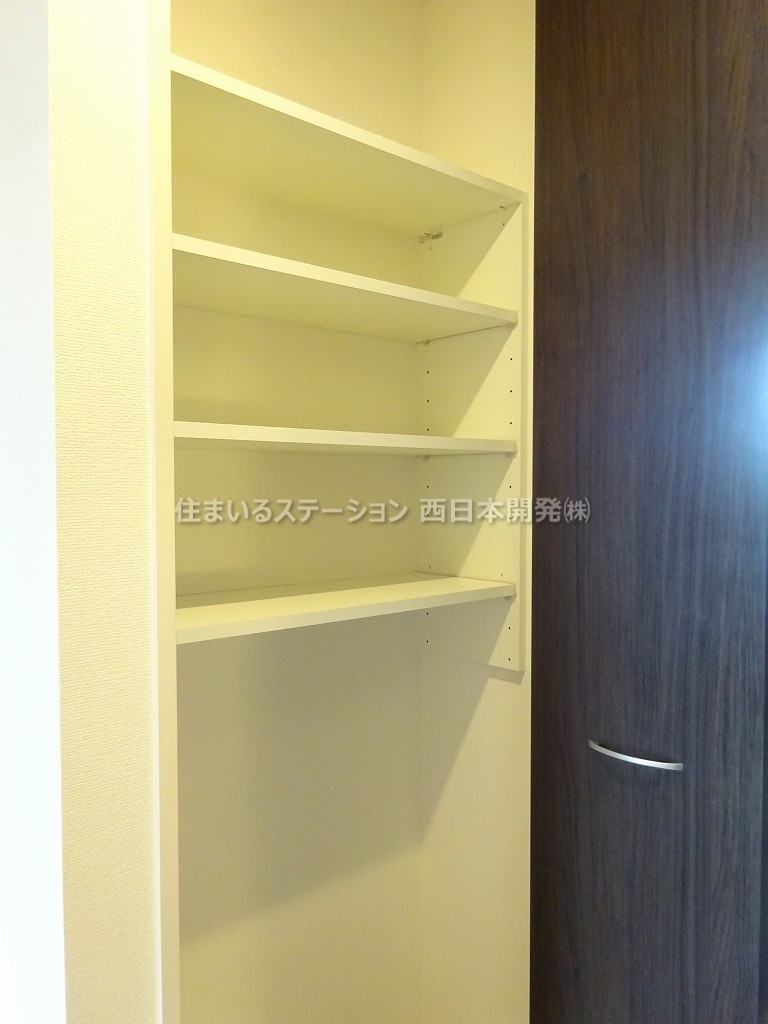 グラスペディア203_ホール収納