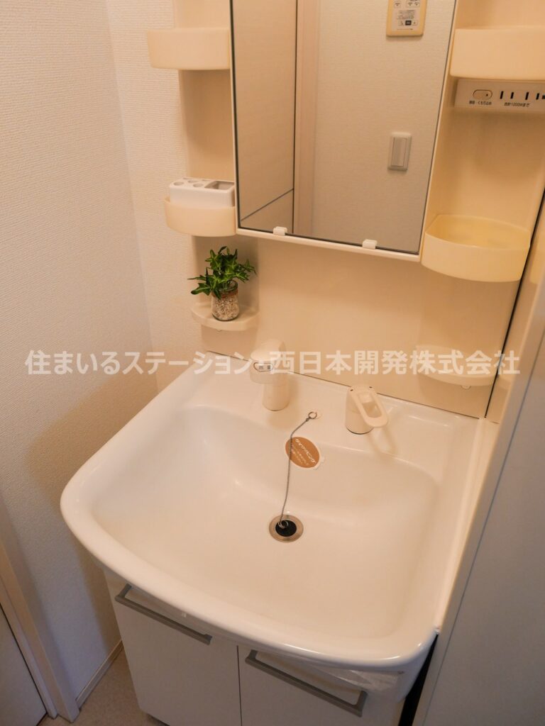 サンライズ宮東C102_洗面化粧台